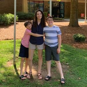 Meet your Posher, Laura